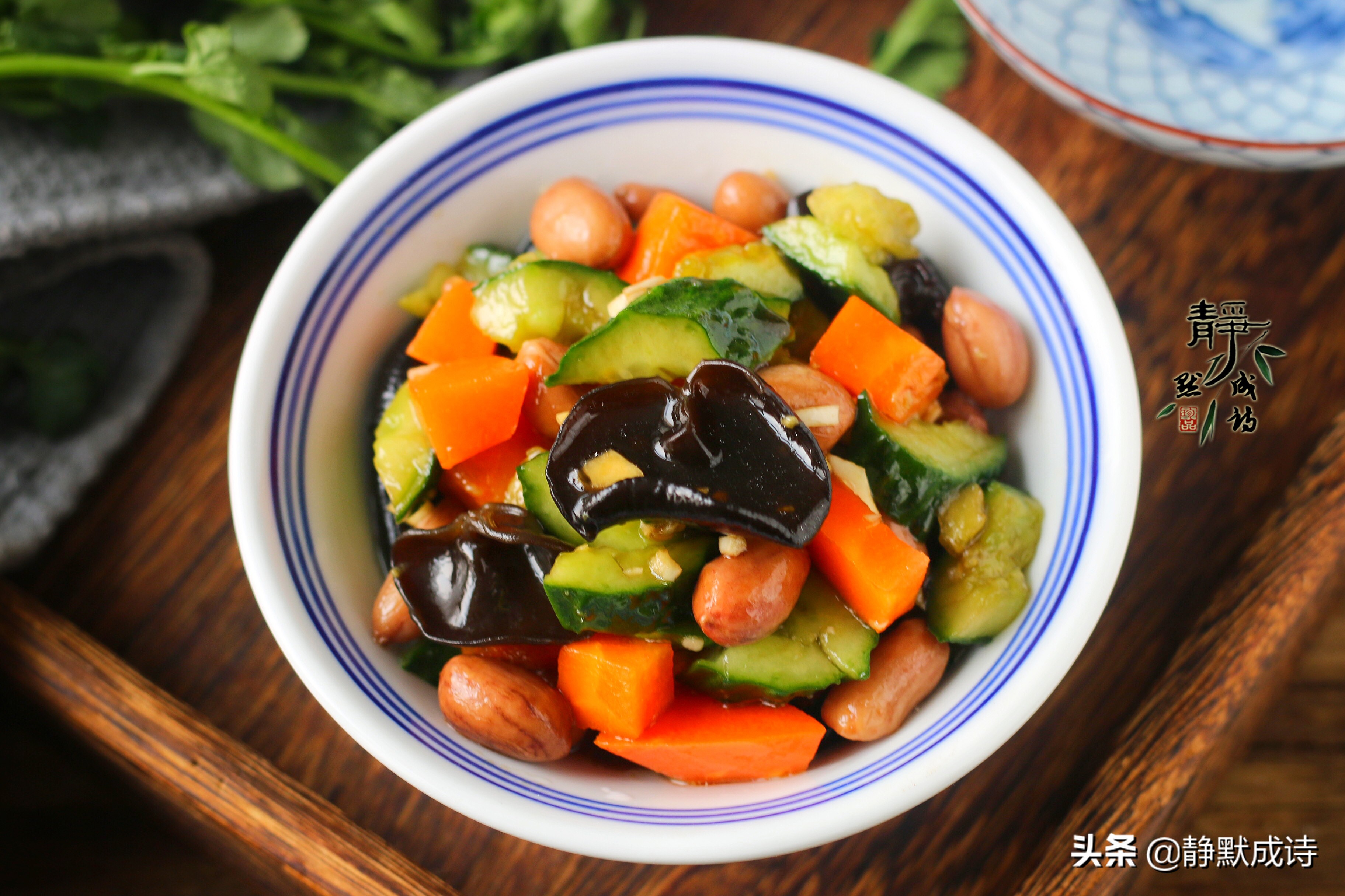 凉拌菜怎样调味才能更好吃,凉拌菜的配料和操作步骤