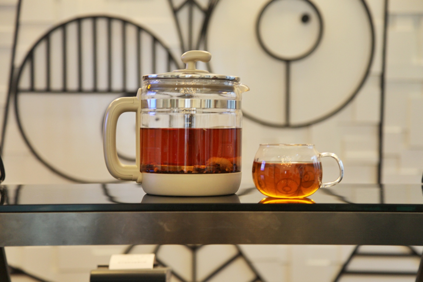 藏在百年工厂里的酒店，价格不到两百，含早，还送智利红酒