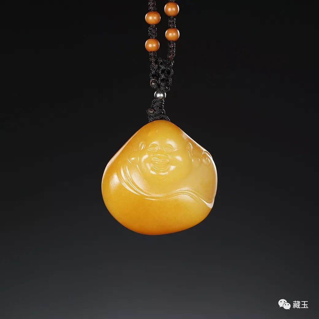 和田玉鸡油黄属于什么档次,和田玉的极品是鸡油黄