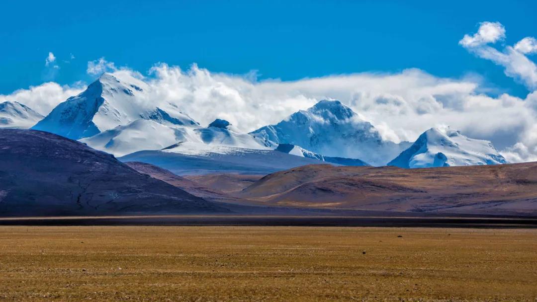 酸奶糊,酸奶湖6月份风景