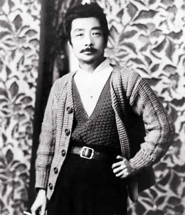 鲁迅不为人知的一面:一生爱烟,想戒却戒不掉,最后死于香烟