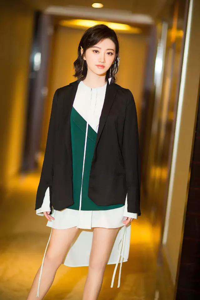 泡面头大妈广场舞,泡面头大妈