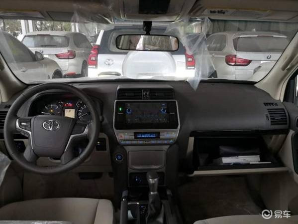 丰田霸道3000柴油20款,中东版柴油普拉多3000配置