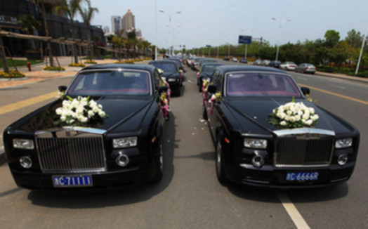 《往事不曾离去》I达米安的信念：“这就是我应得的人生。”