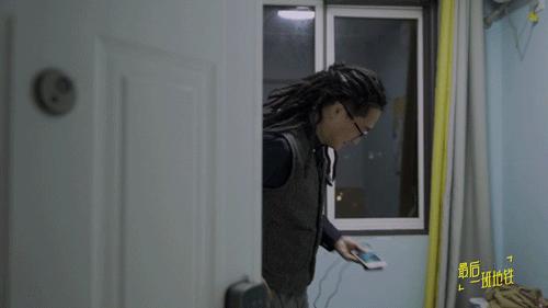 蜗居20平米出租屋,蜗居出租屋20年后续