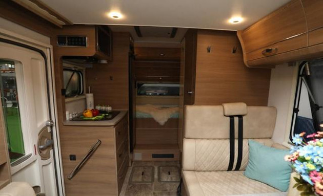 小房车实测,大通生活家v90小额头房车使用感受