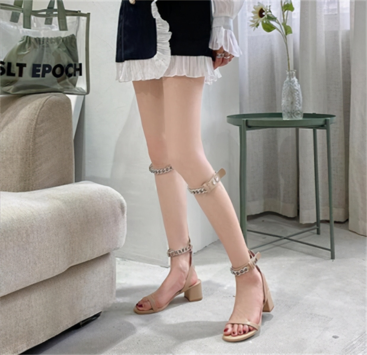 高跟鞋凹凸设计,最凸显足部线条的高跟鞋高度