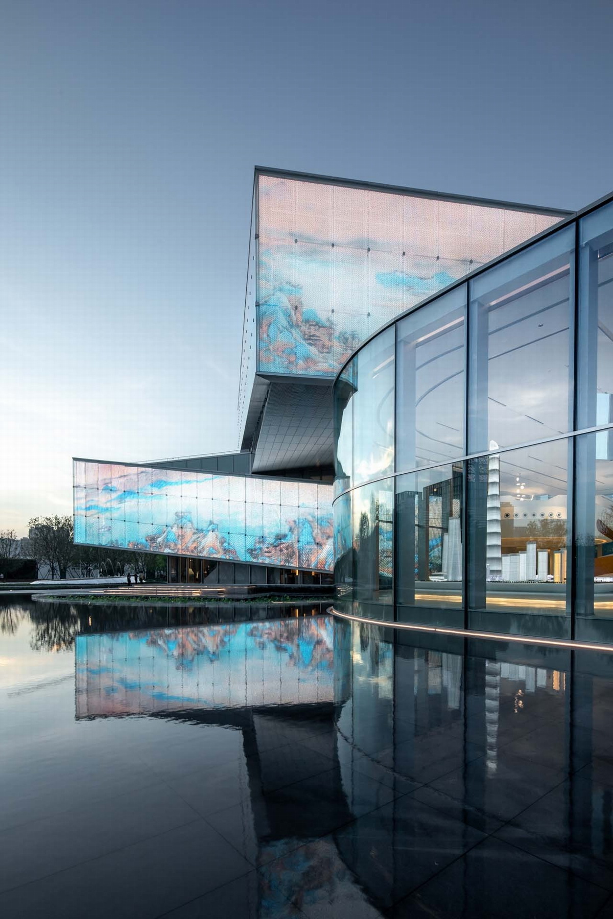 茗软云资料软件:深圳世茂深港国际中心展示馆/水石设计