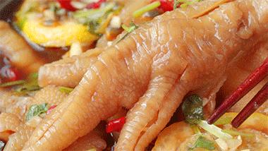 女性不想衰老推荐多吃三种食物,女性不想衰老的食物