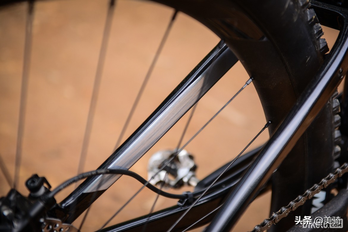 捷安特入门山地车测评,捷安特山地车公路车测评