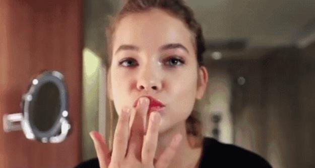 推荐一款不掉色又平价的口红,比较平价且好用的口红