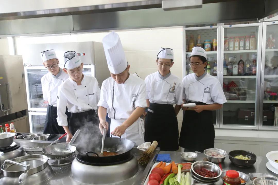 烟台春季招生的学校,烟台高考报考学校