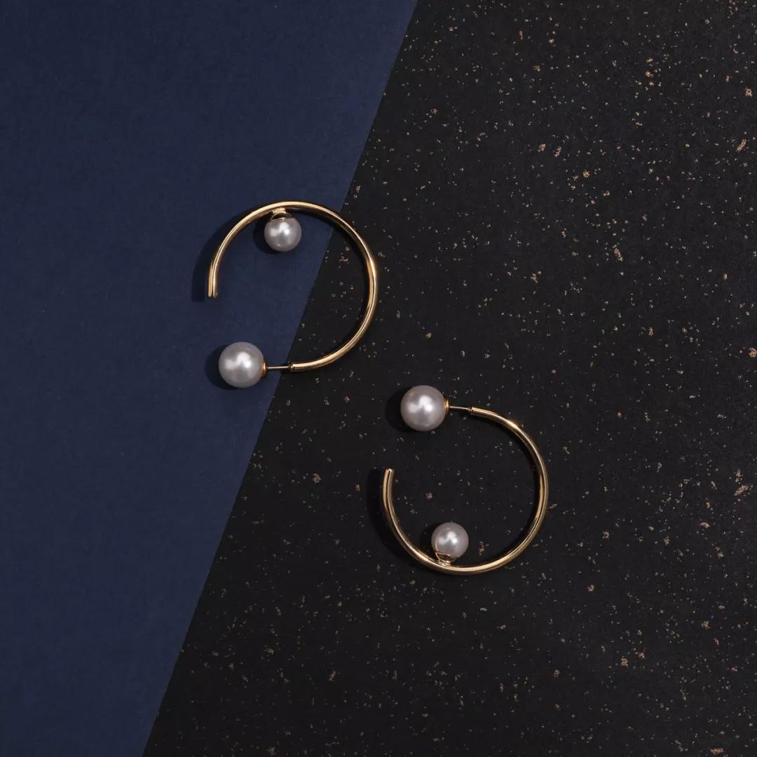 为啥相同的穿搭自己不穿不好看,同样的穿搭为什么别人穿更好看