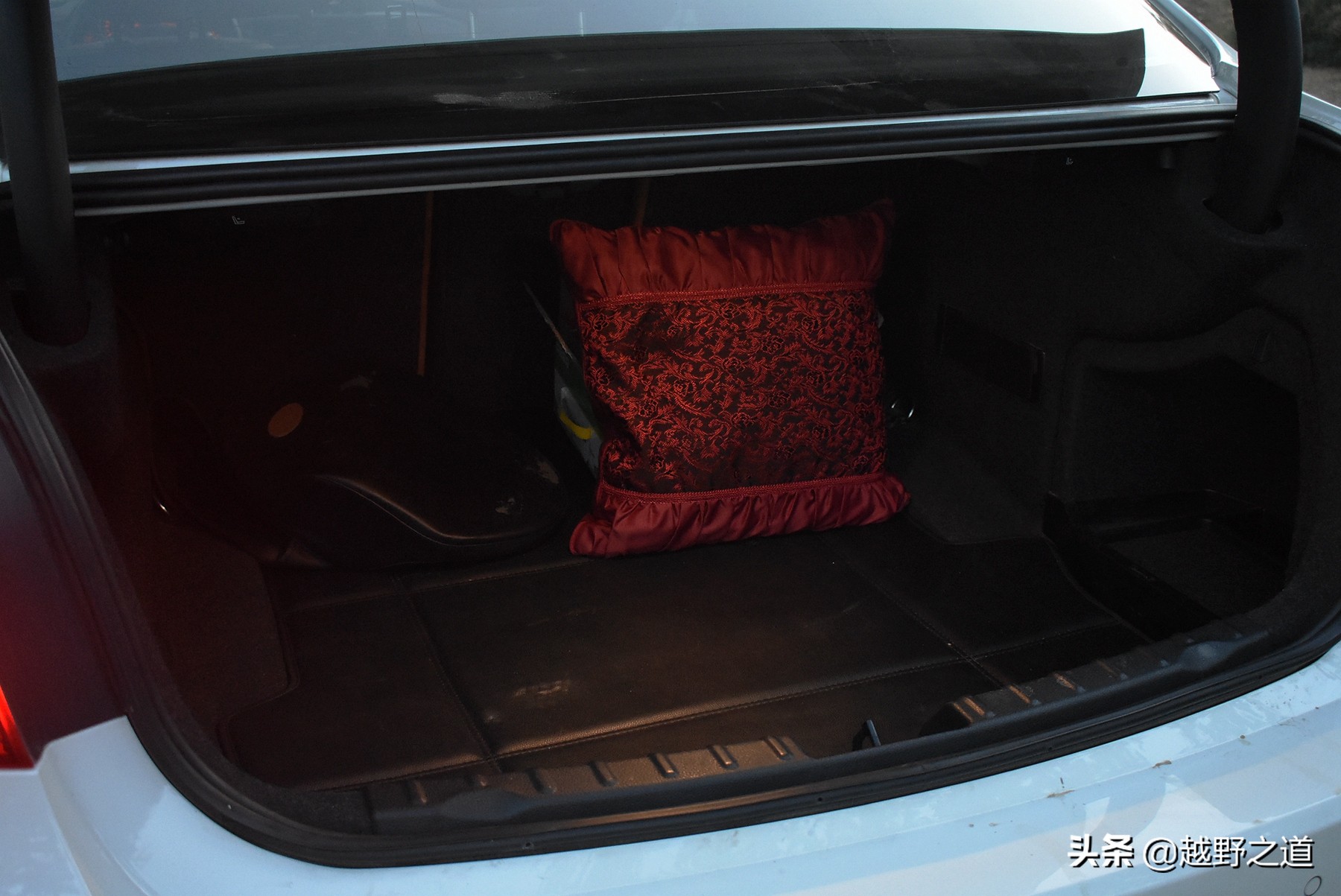 宝马3系加速第一视角,宝马3系亮点介绍话术