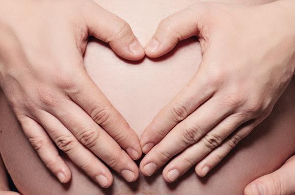 最让孕妈难捱的痛叫“耻骨痛”，这5种孕妇要留意，简直疼得要命