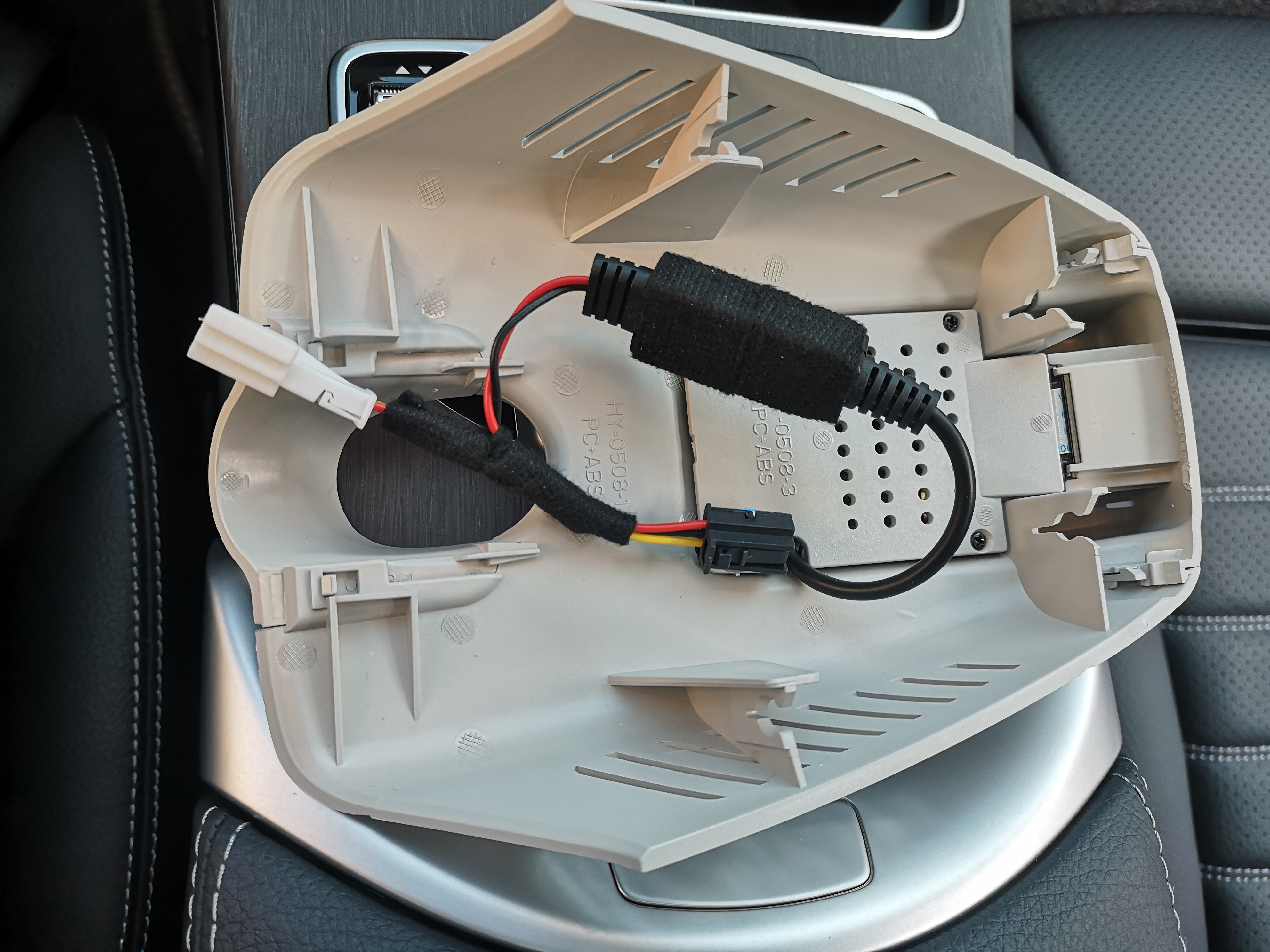 我的立标大C无损安装智看专用隐藏式记录仪过程分享