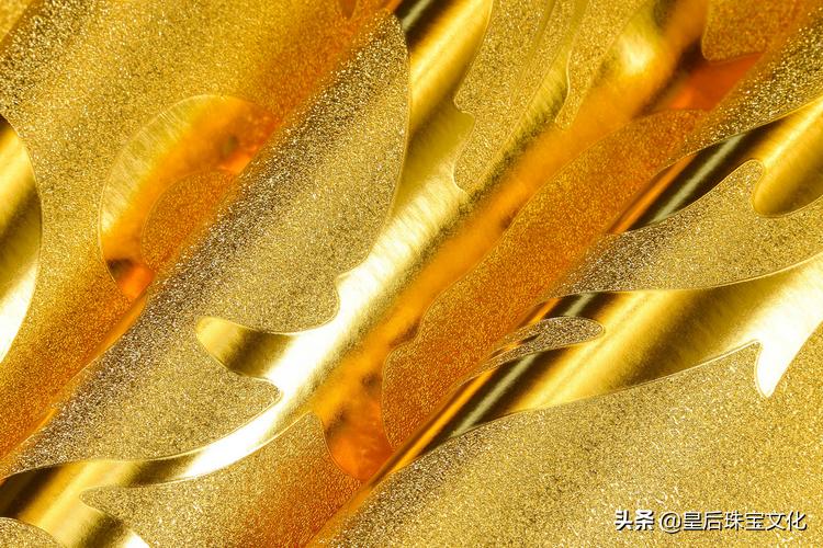 化妆品中的金箔有什么作用,化妆品里含有金箔是金子吗