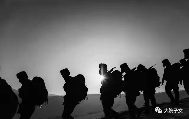 70年代部队女兵野营拉练的回忆,兰州87年入伍女兵