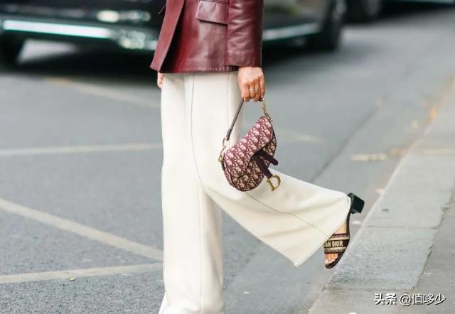 同样的预算买奥迪a3还是q3,同样30万买奥迪还是买大众