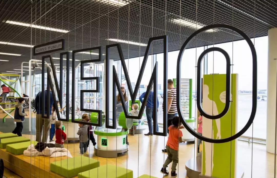 鏈哄満鍗佷簩鏃惰景,瑗垮畨鏈哄満鍗佷簩鏃惰景