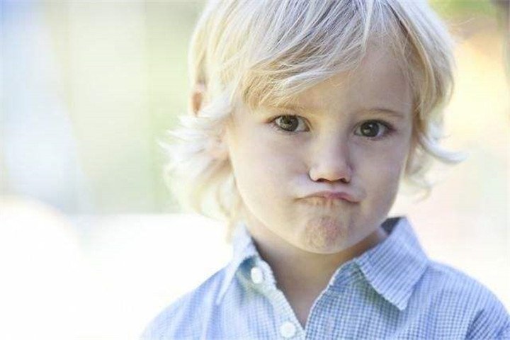 怕黑胆小恐惧吃什么药,孩子怕黑怕鬼聪明家长这样做