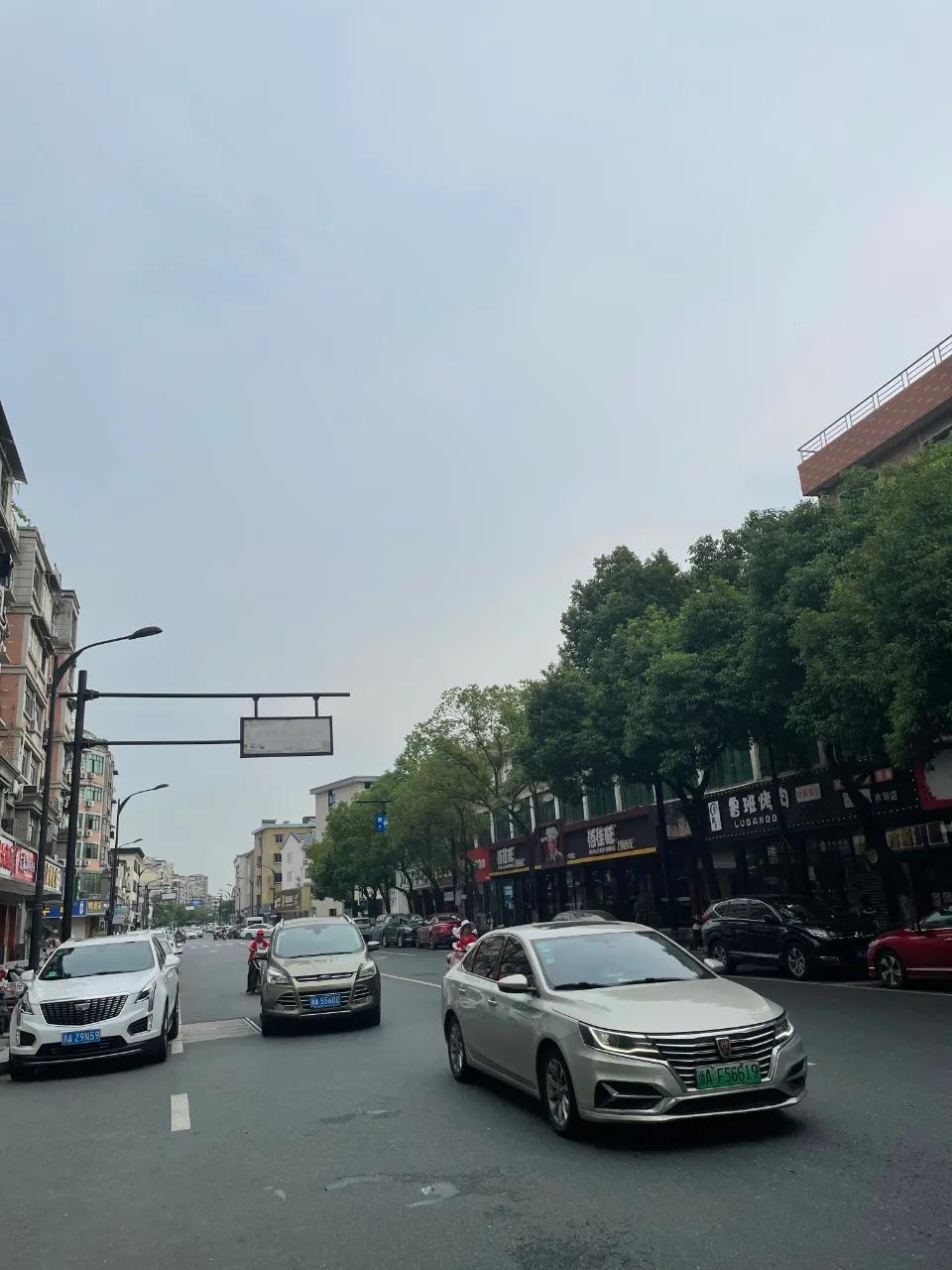 从城中到新建路现在通吗,从乔司地铁站到杭州东站多久