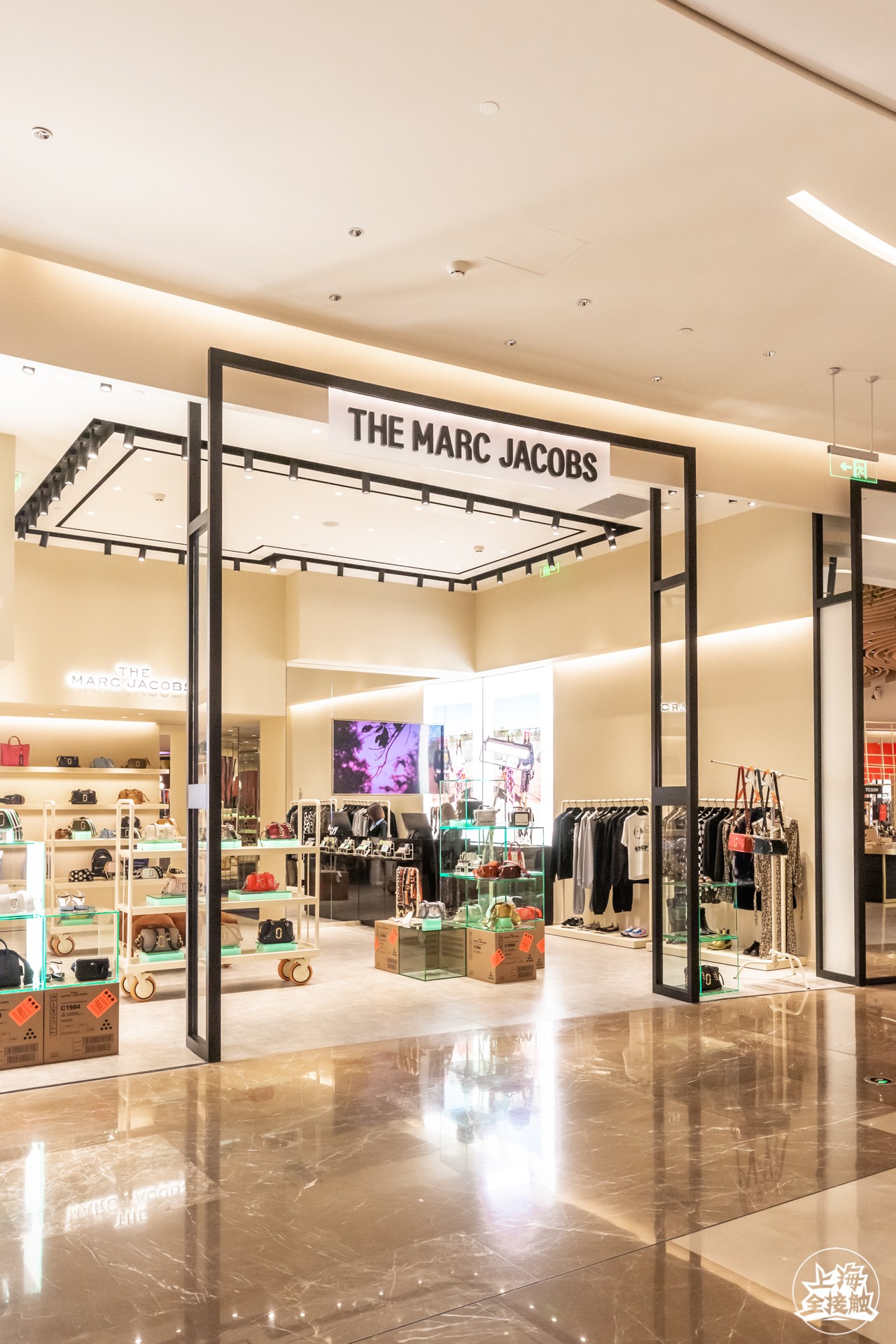 老佛爷百货中国第二店营业,走进上海老佛爷百货