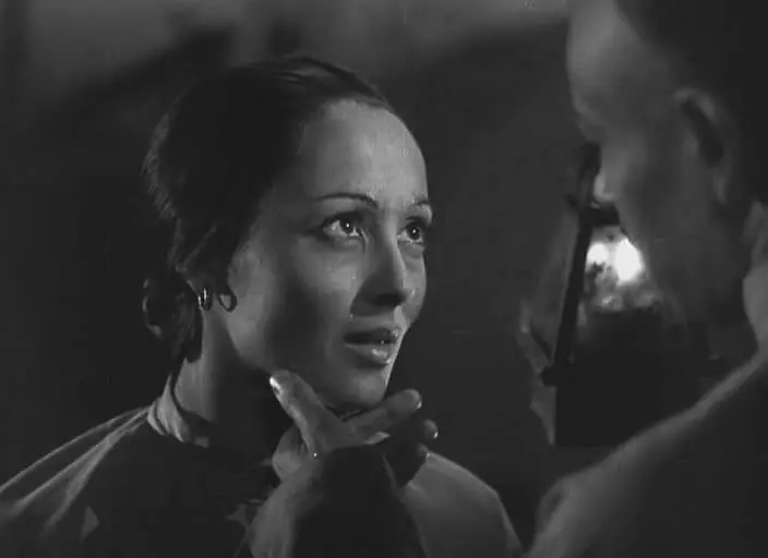 原配才是你的福田:《大地》用赤裸的人性,直击男人背叛的隐痛