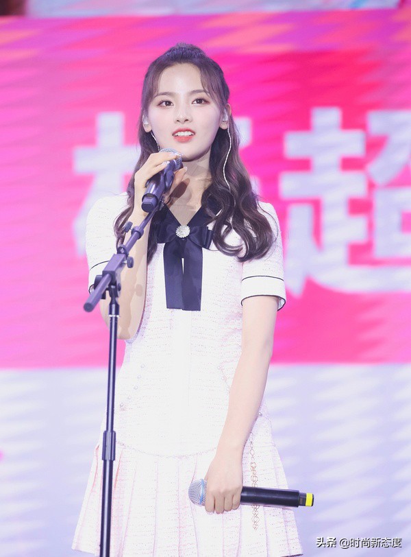 孟美岐angelababy迪奥,孟美岐关晓彤