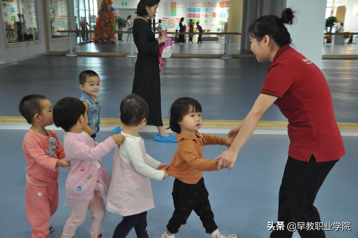 当早教老师学什么专业,做早教老师的娃什么体验