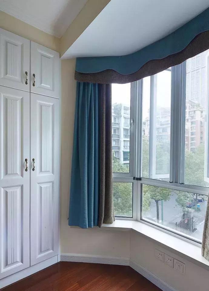 玻璃胶靠谱不,玻璃胶网购还是去实体店买