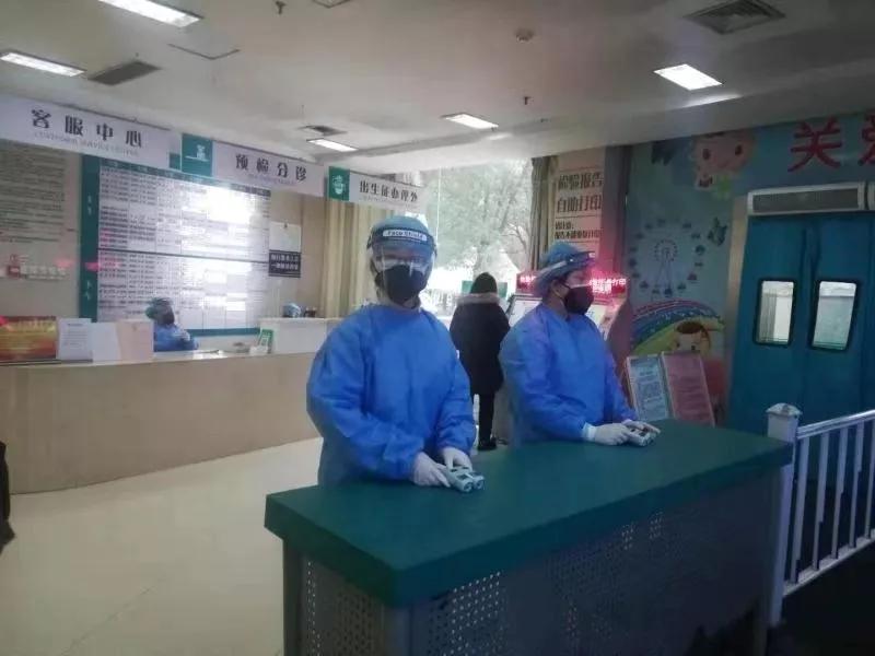 武汉医务人员的事迹,武汉医生的亲身经历