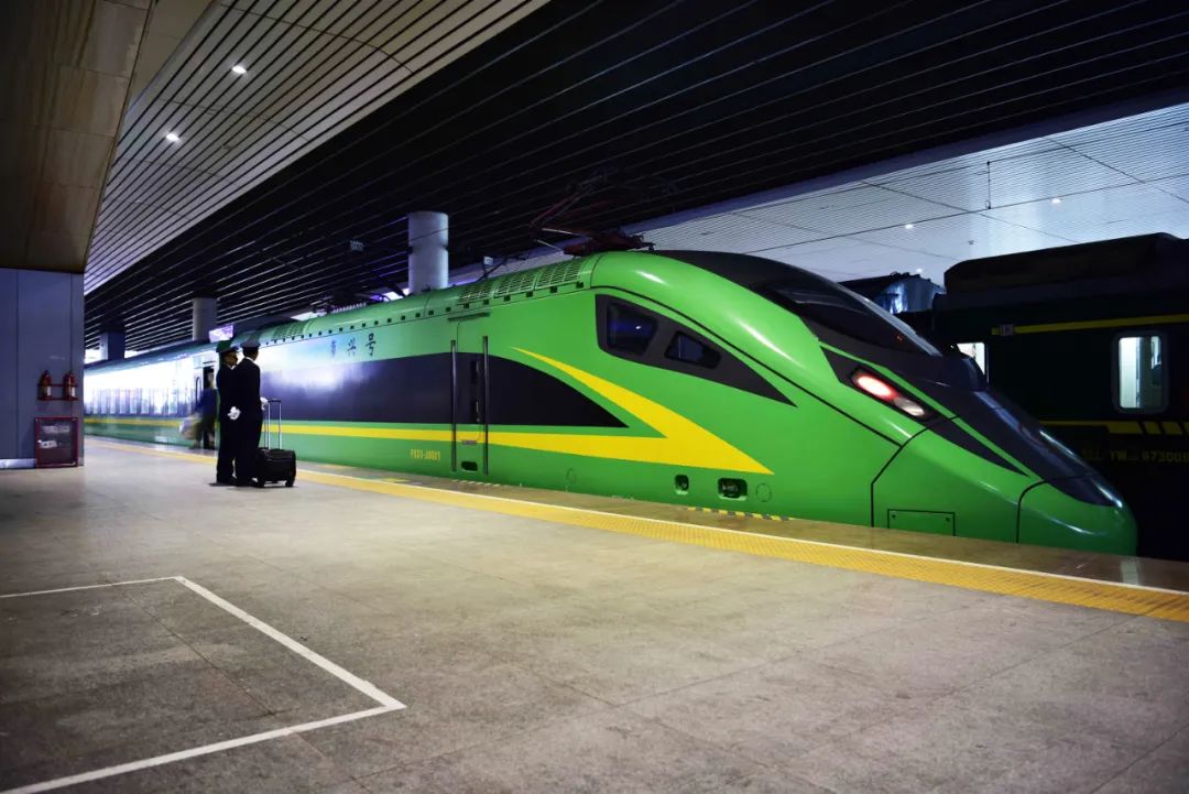 1月20日呼和浩特至济南动车开通,呼和浩特绿巨人动车票价