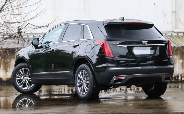 35万提新车,35万的凯迪拉克xt5