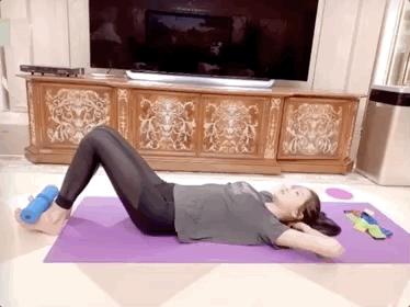 关晓彤的瘦腰秘籍,健美达人关晓彤马甲线实力抢镜