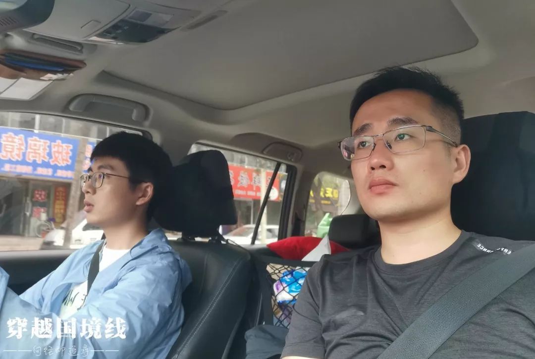 长白山是不是又叫白山了,长白山和白山是一个地方吗