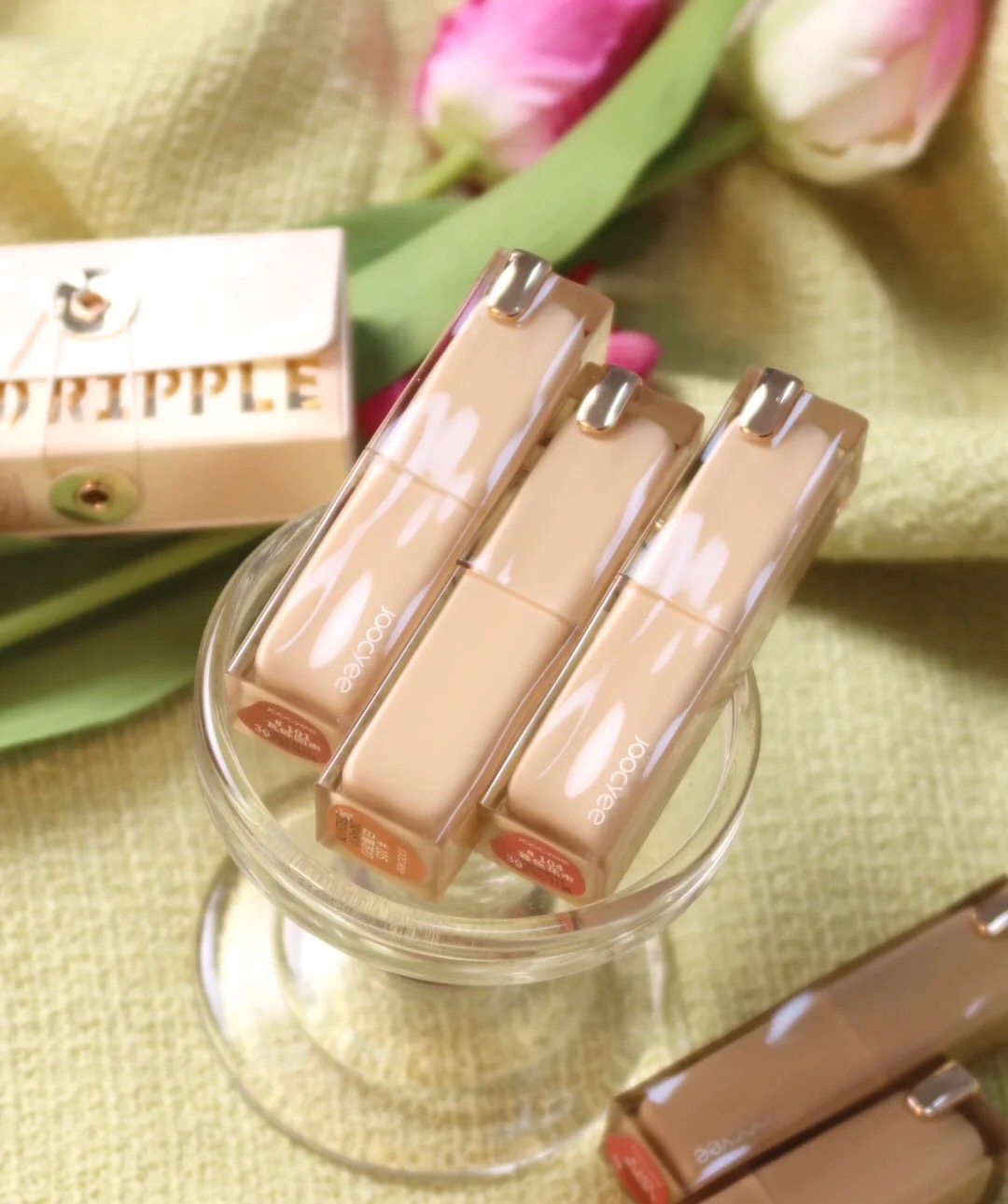 新手买不出错百搭的平价口红,女孩子必买的6支口红滋润款