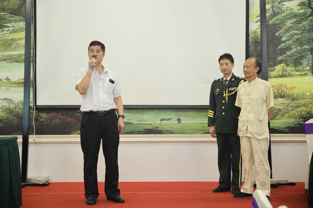 闫家新先生为河南水灾捐赠闫氏太岁液仪式在温江举行