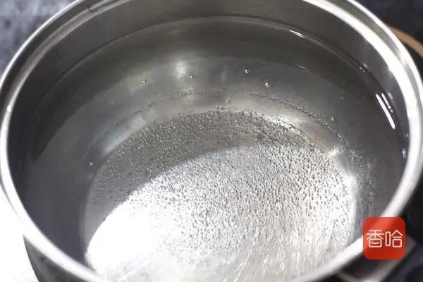 清热解暑的龟苓膏的做法,清热解暑的清凉龟苓膏