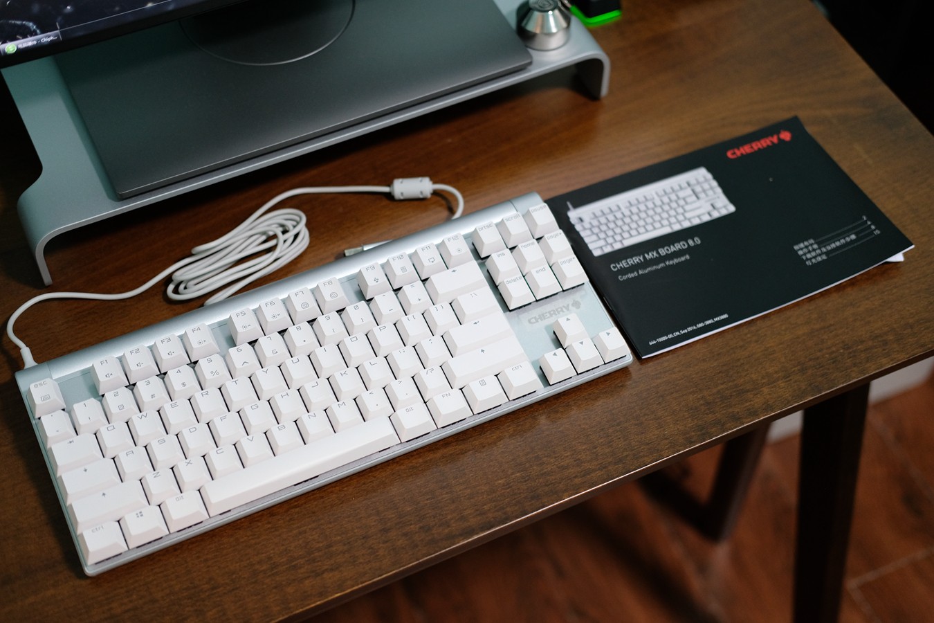 cherry妯辨mx8.0鏈烘閿洏绾㈣酱,cherry閿洏mx8.0浜屾墜