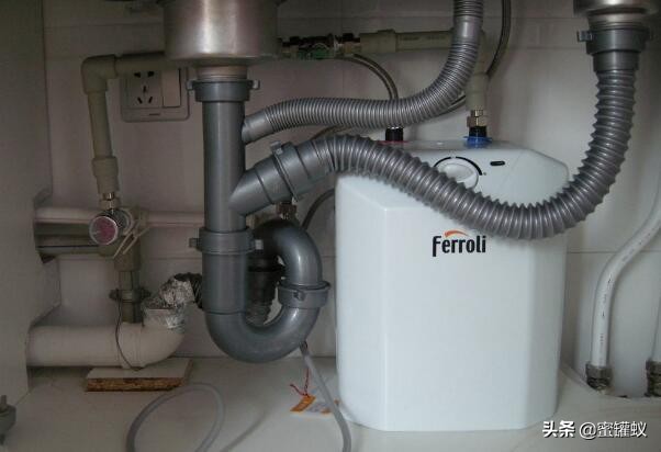 请问小厨宝和热水器怎么一起使用,小厨宝即热式好还是储水式好