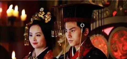 别给孩子起名,给孩子取名能取古代皇帝的名吗