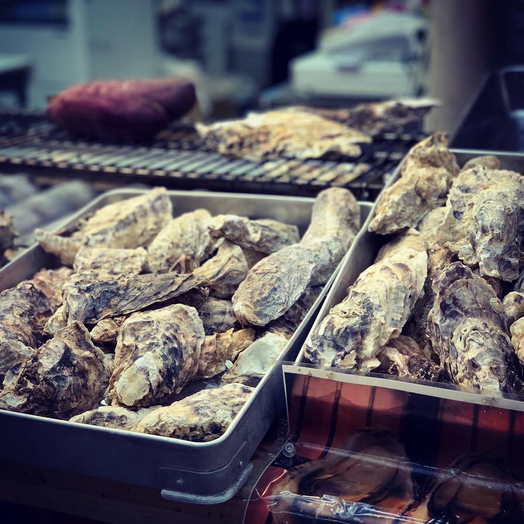 大阪黑门市场好吃的,大阪黑门市场美食小视频