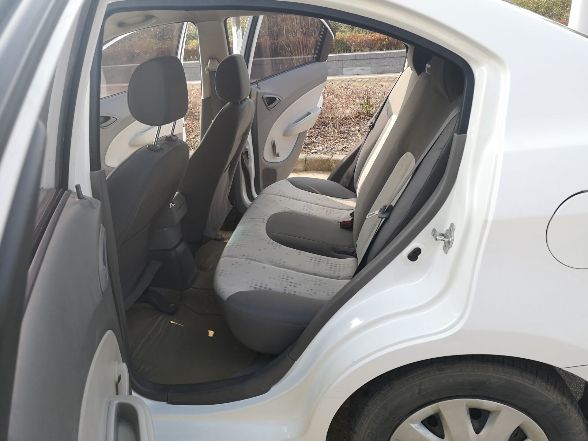 二手车推荐5-8万发动机,两万左右的面包车二手车