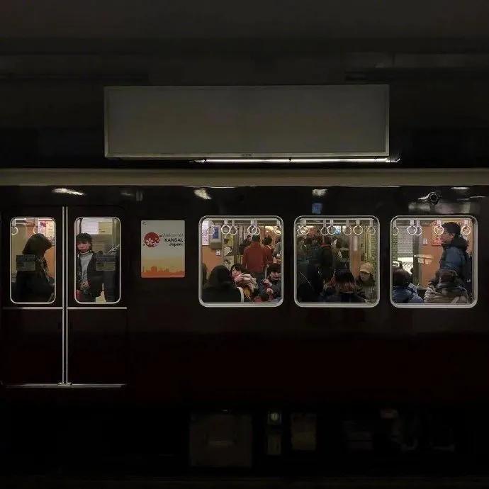 安分守己做好自己的事情,随时潇洒地做自己