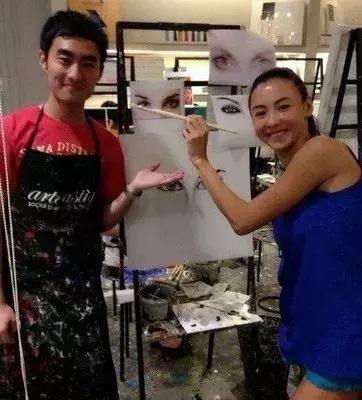 张柏芝多少岁离婚,张柏芝离婚多少岁