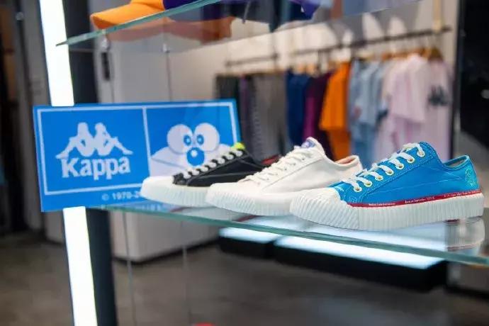 杨幂代言fanbeauty,杨幂同款迪奥冲锋衣