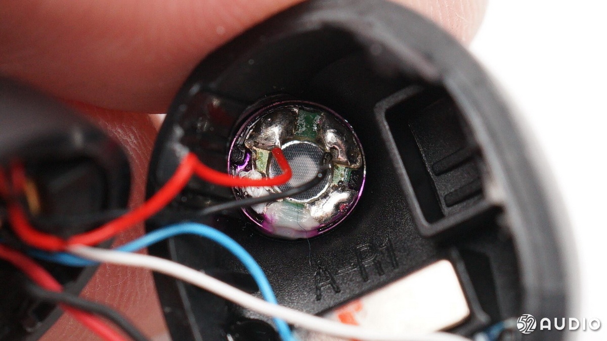 qcyt4钃濈墮鑰虫満鎷嗚В,qcy钃濈墮鑰虫満t13娴嬭瘎鎷嗚В