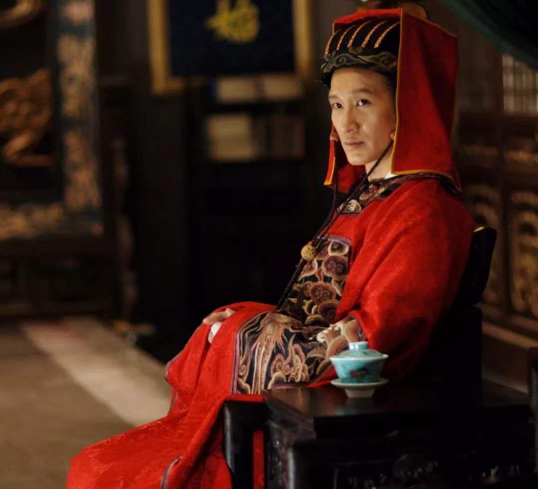 王劲松对娱乐圈的评价,王劲松为什么一年演戏那么多