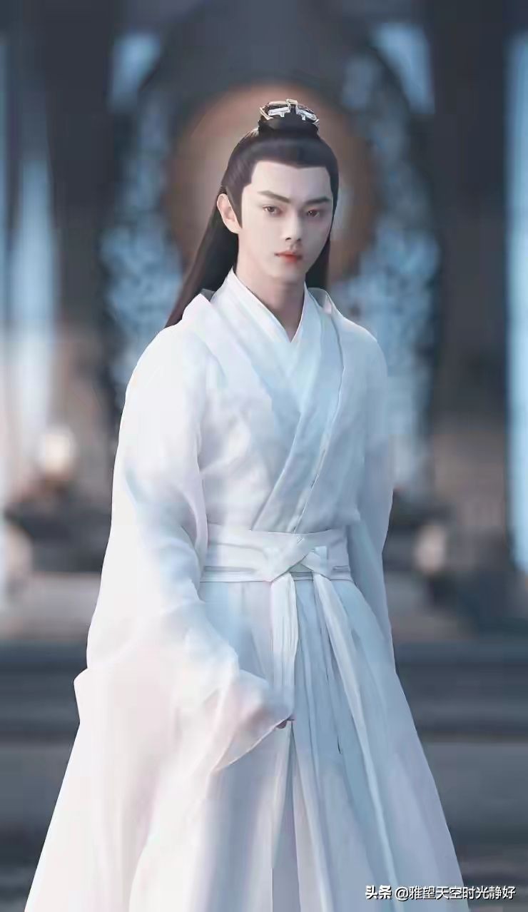 许凯是公认95后颜值超高,许凯那些年的神仙颜值